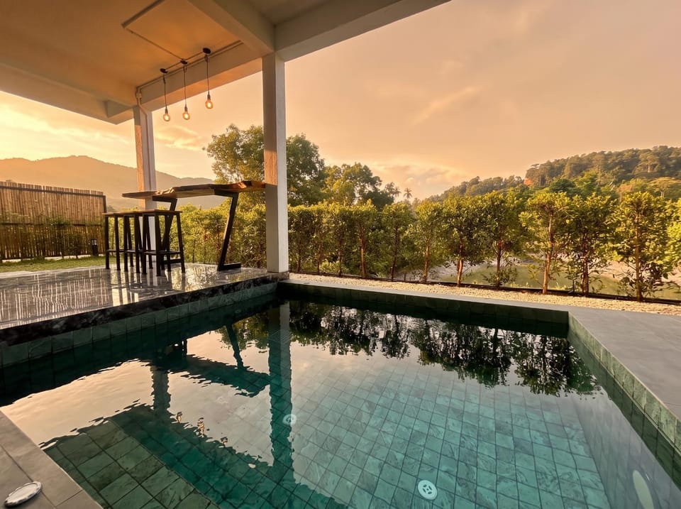 Day, Natural landscape, Mountain view, Pool view, Swimming pool