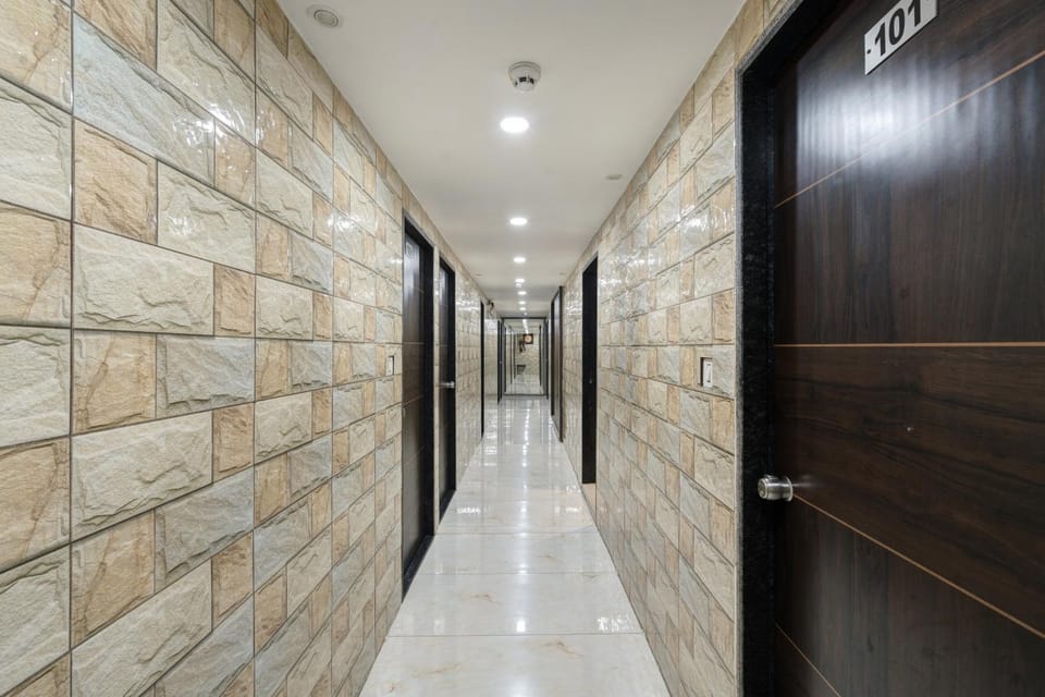 Hotel Hill Look Inn Hotel in Gandhinagar