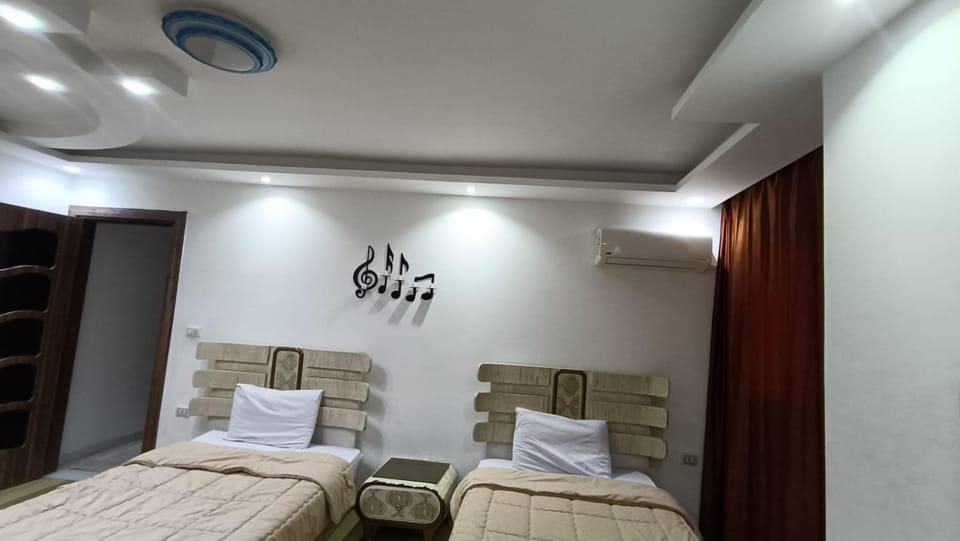 العجوزة شارع البطل احمد عبدالعزيز Apartment in Egypt