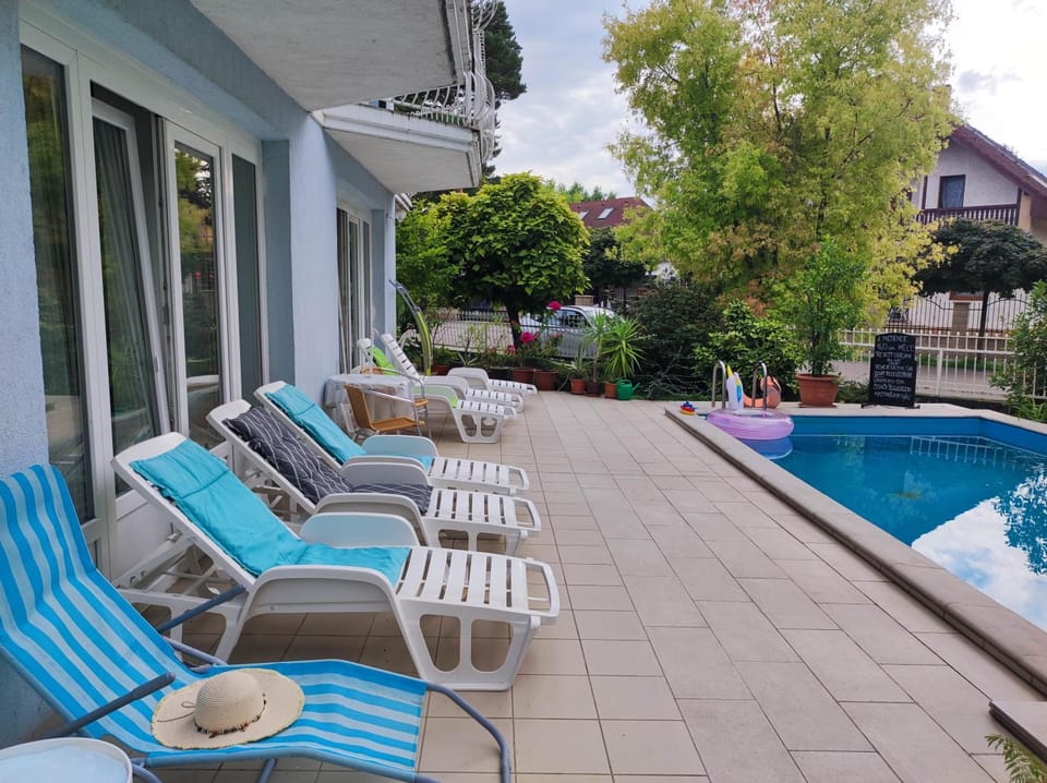 Balcony/Terrace, Swimming pool