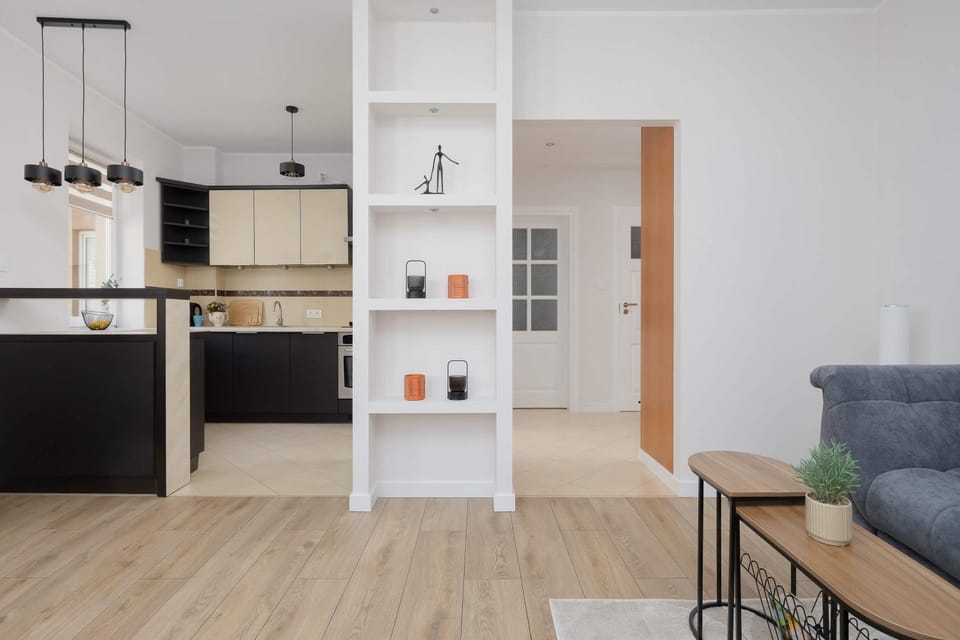 Coffee/tea facilities, Kitchen or kitchenette, Living room, Seating area, oven, stove