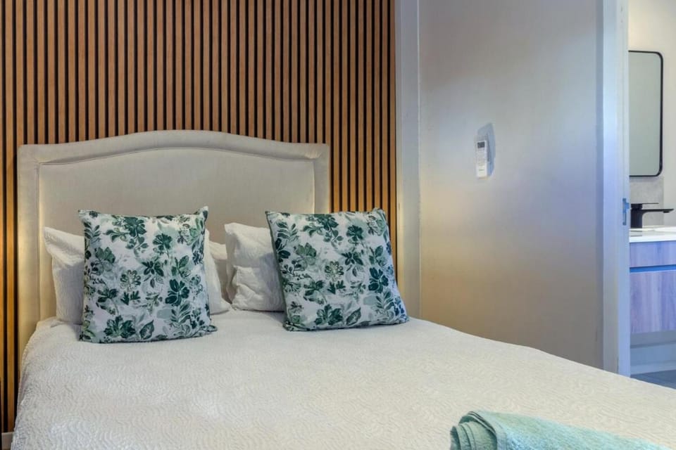 #AlimamaSpaces The Chelsea Akaru Villa Apartment in Sandton