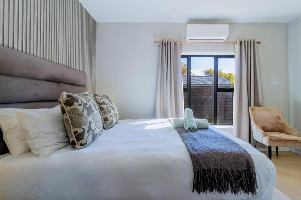 #AlimamaSpaces The Chelsea Akaru Villa Apartment in Sandton