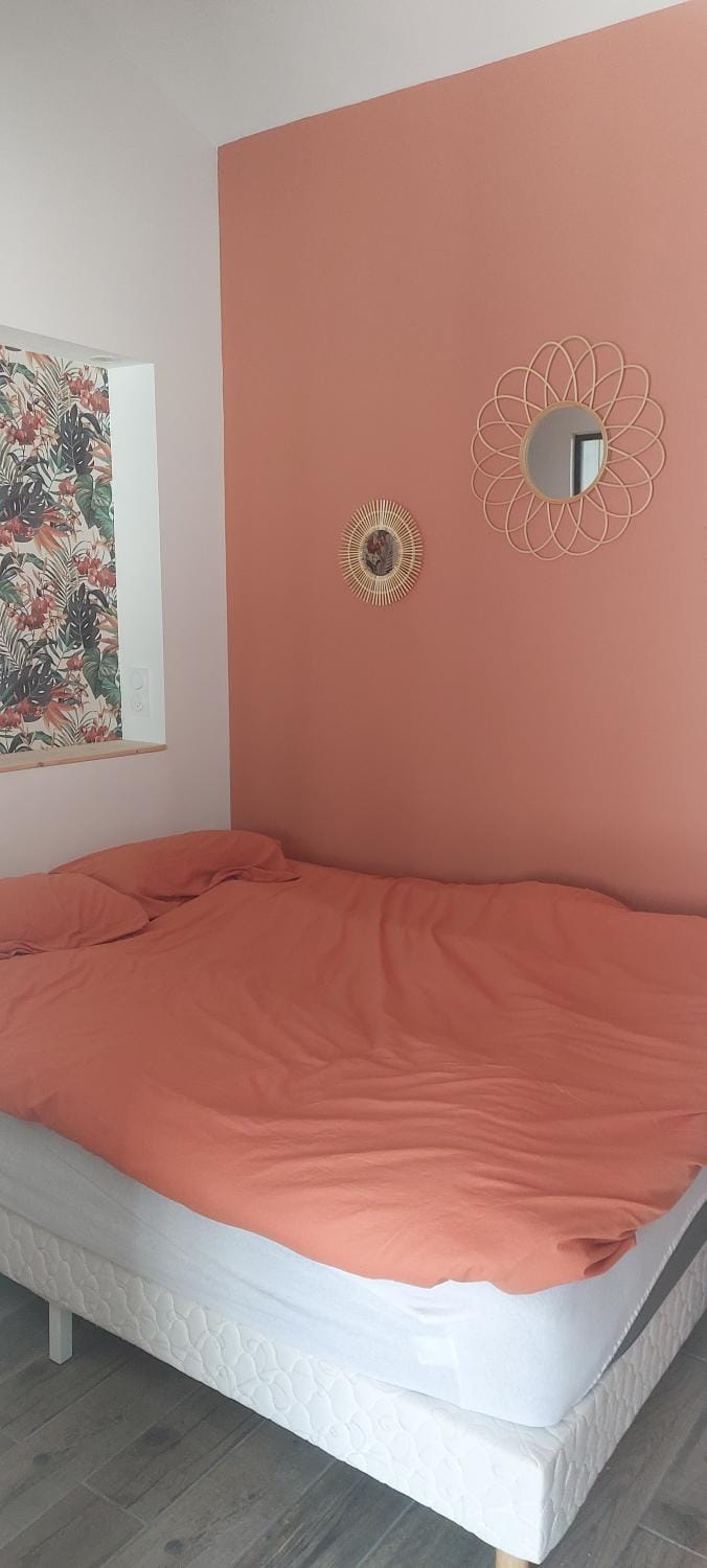 studio chez amandine Apartment in Pernes-les-Fontaines