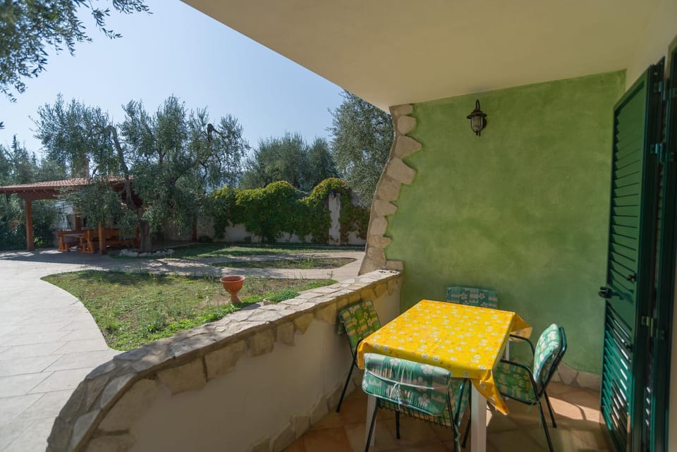 Property building, Patio, Garden, View (from property/room), Garden view