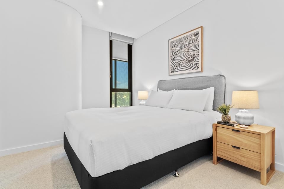 Stylish 2-Bed Unit with Views & Rooftop Access Apartment in North Fremantle