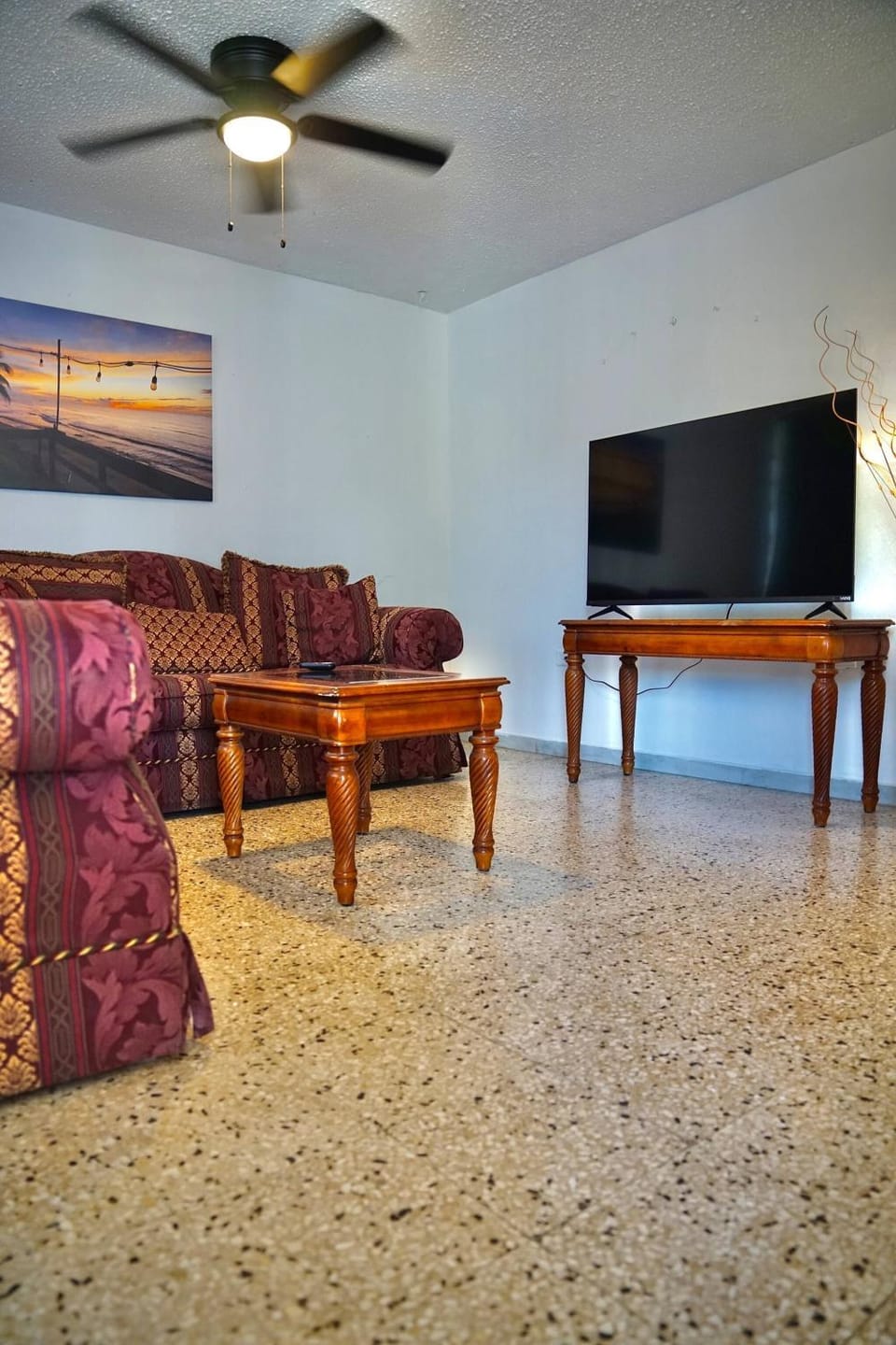 Communal lounge/ TV room, TV and multimedia, Living room