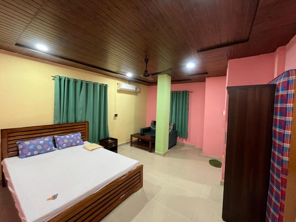 City Loft Guest House Bed and Breakfast in India