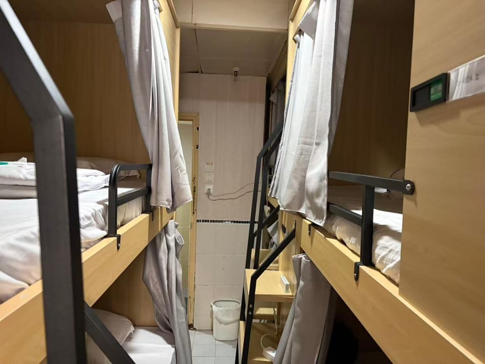 bunk bed
