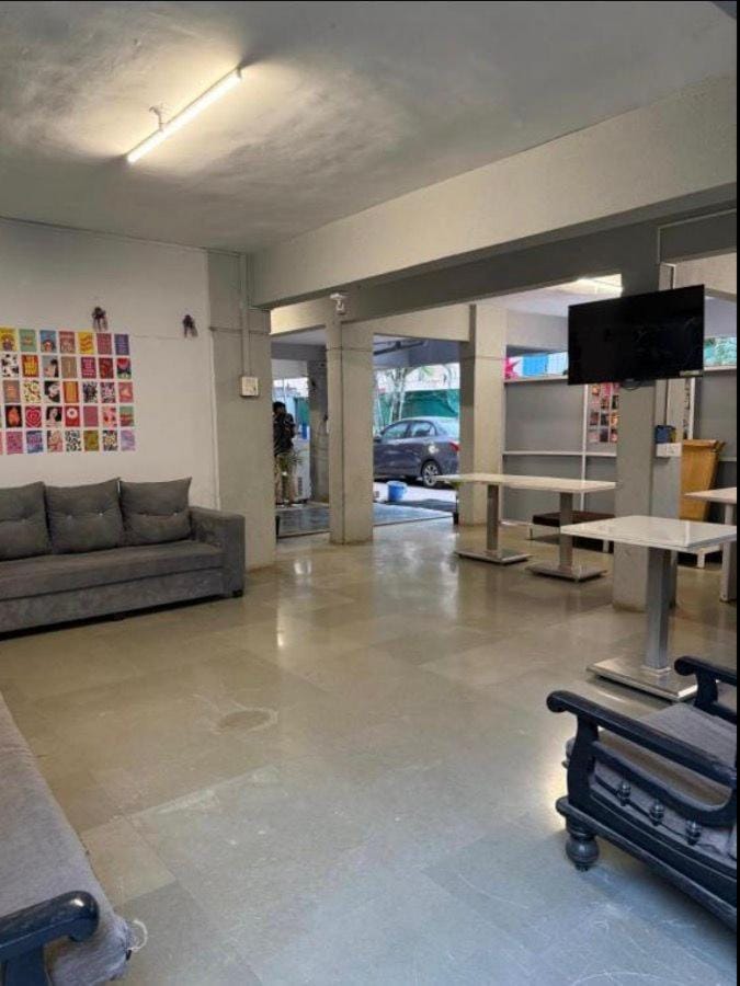 Backpacker hostel Hostel in Pune