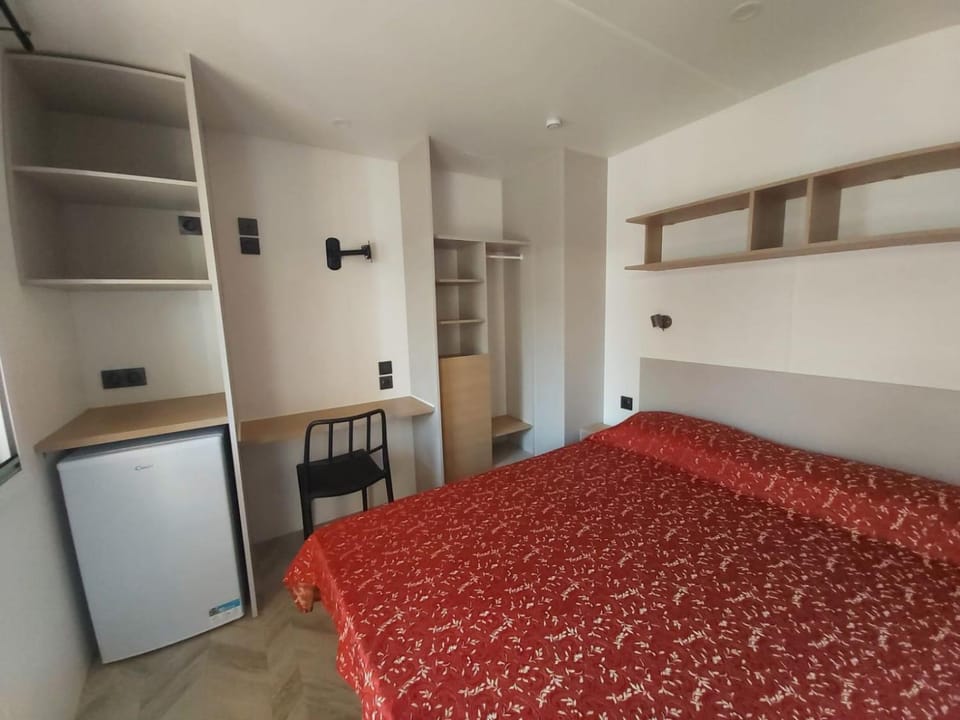 Campeggio Internazionale Frassanito Campground/ 
RV Resort in Apulia