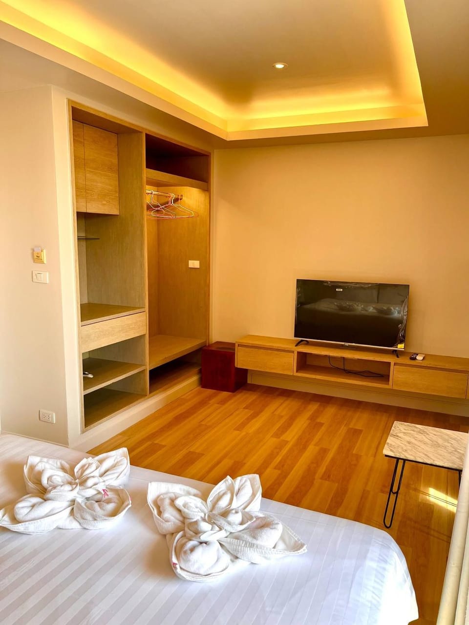 Communal lounge/ TV room, TV and multimedia, Living room