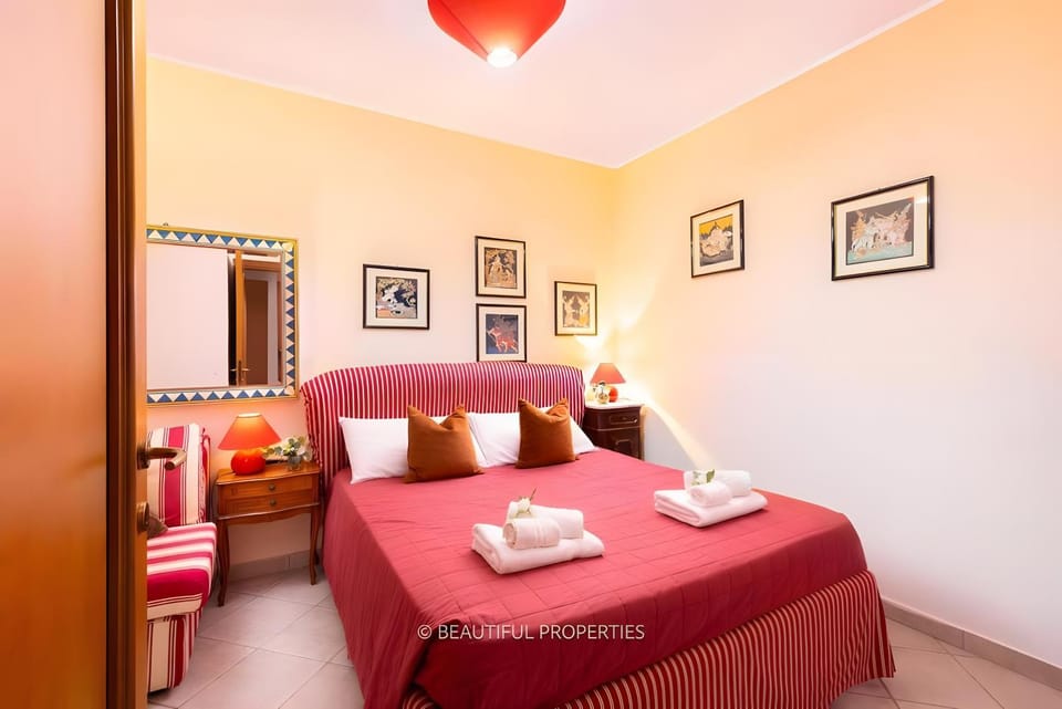 Property building, Living room, Bedroom