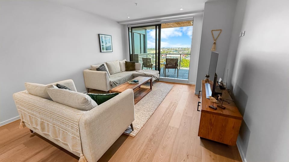 Onehunga Luxury l New 3-Bed Apt l Stunning Views Apartment in Auckland