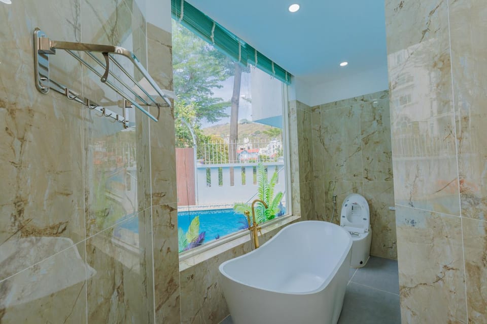 Toilet, Bathroom, Pool view, Bath