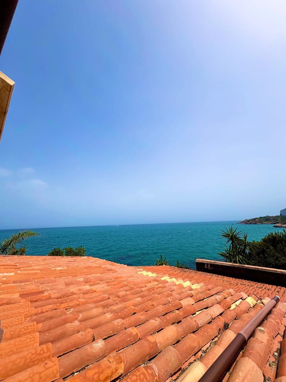 Property building, Natural landscape, Sea view