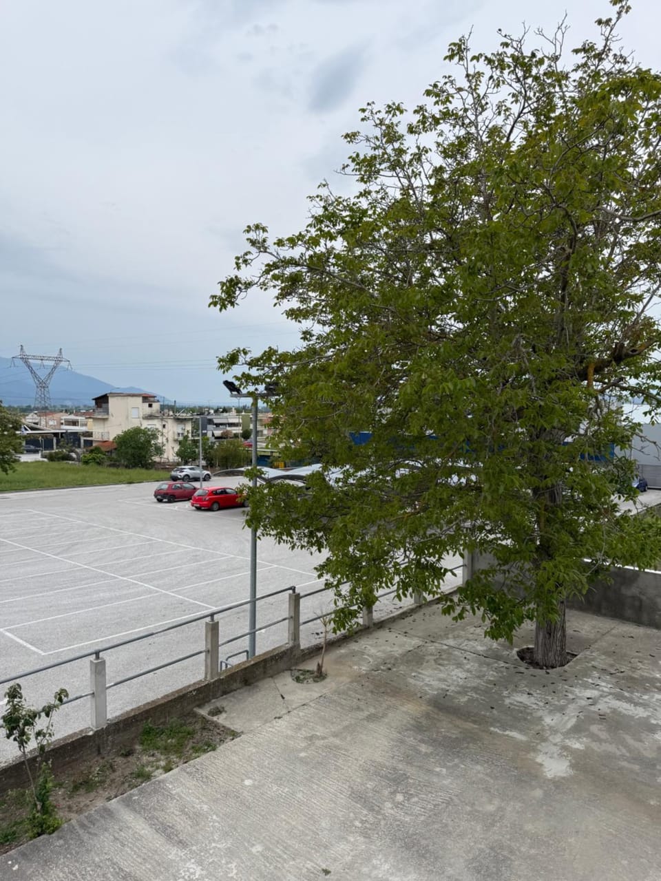 Garden view, Parking