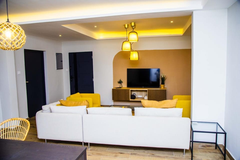 Plsa airport city 2bedroom Apartment in Accra