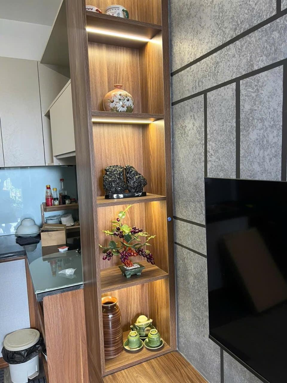 Ha Long Bay City View Apartment in Vietnam