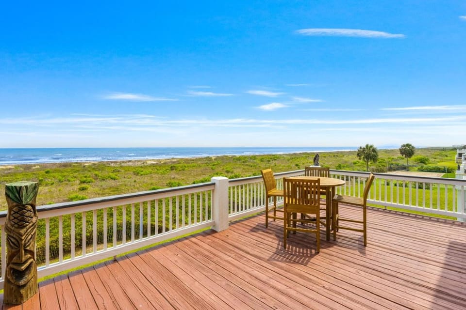 Dawn Treader home House in Bolivar Peninsula