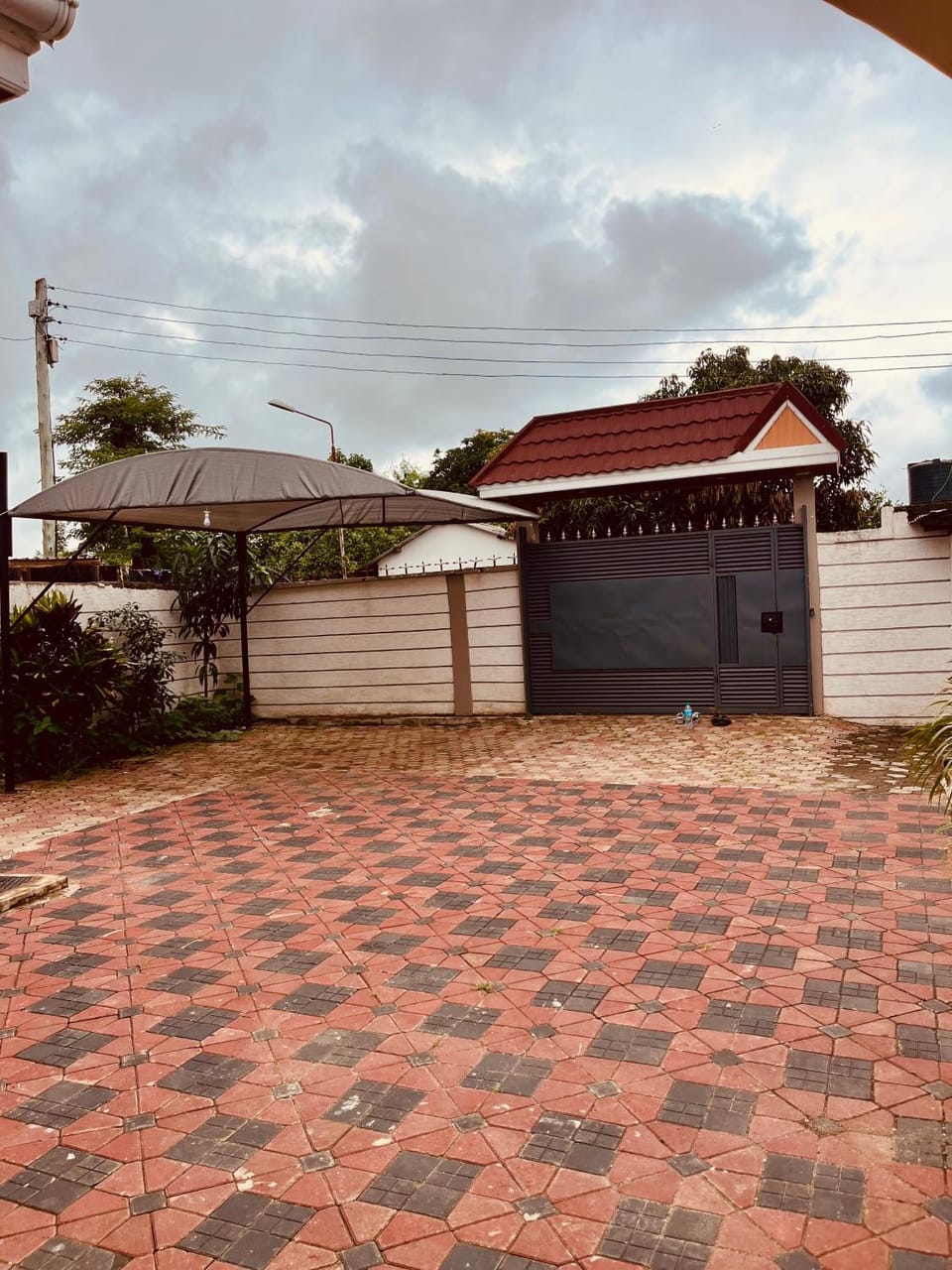 Property building, Facade/entrance