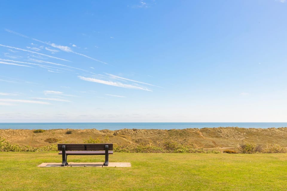 Arthurs Lodge Leap Escapes House in Winterton-on-Sea