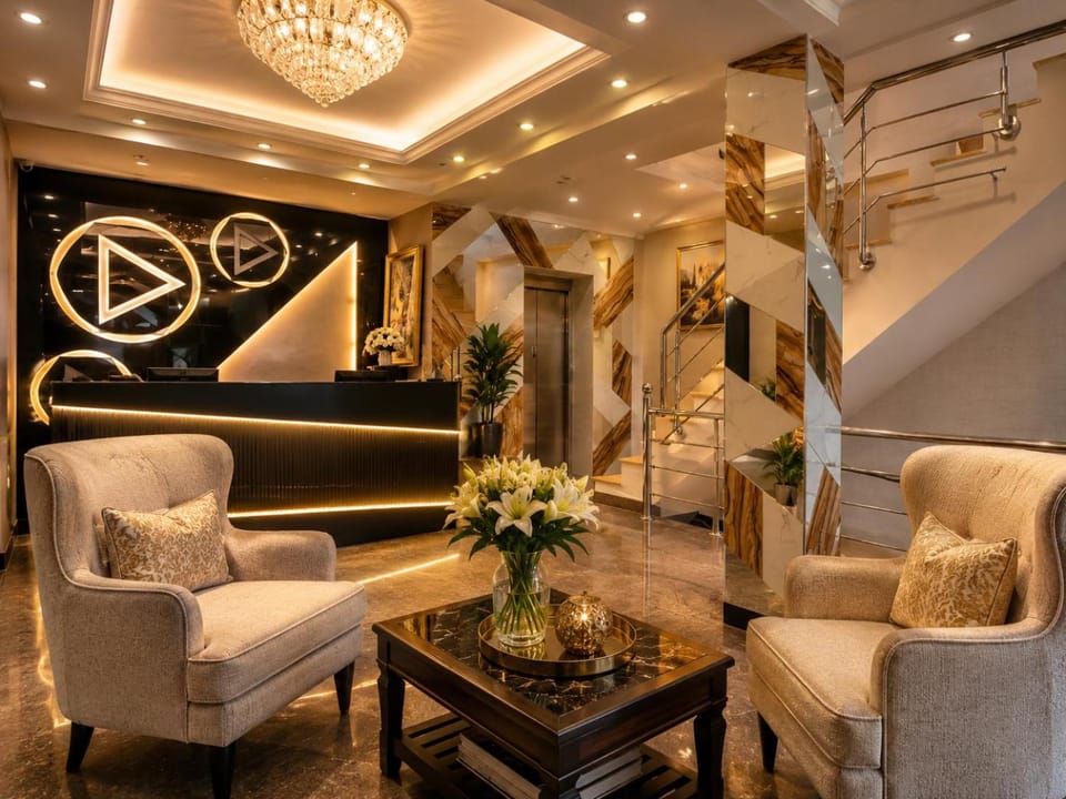Lobby or reception, Lounge or bar, Seating area