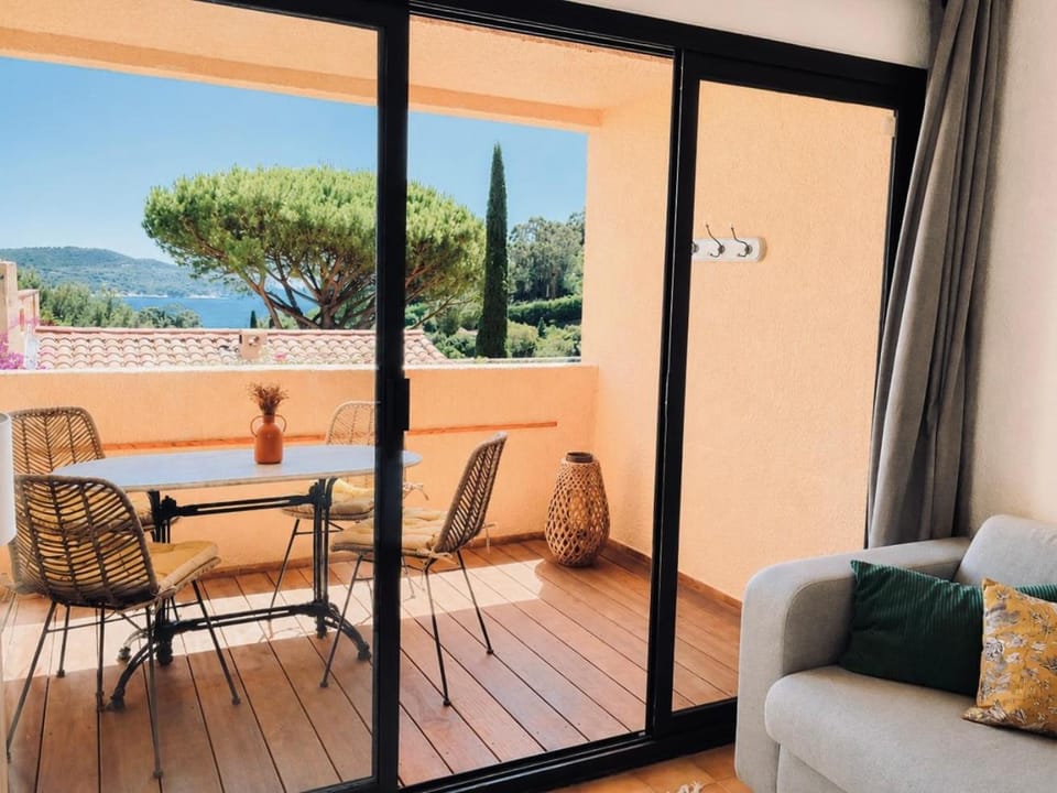 Balcony/Terrace, Dining area, Sea view