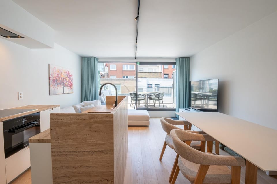 Coastal Family Retreat in Knokke-Heist l Modern 2BR for 4 Apartment in Knokke-Heist