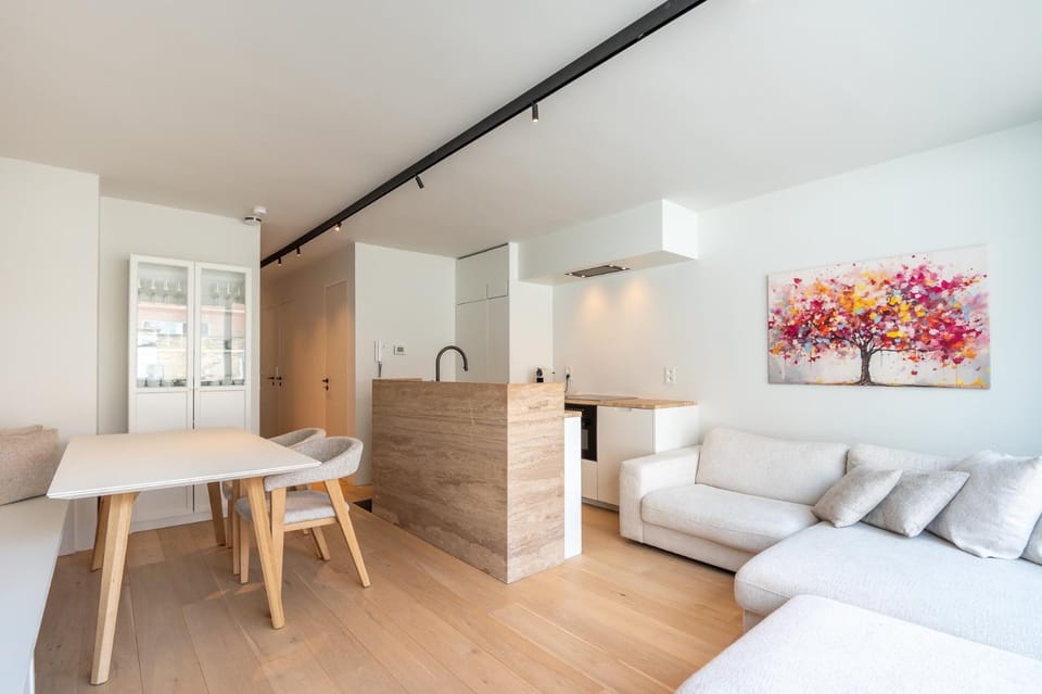 Coastal Family Retreat in Knokke-Heist l Modern 2BR for 4 Apartment in Knokke-Heist
