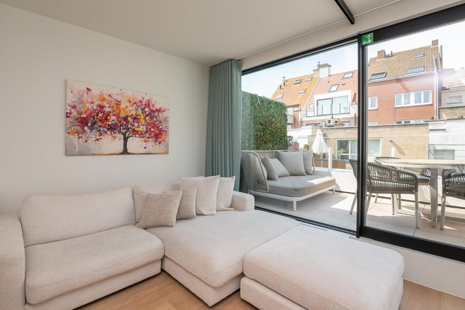Coastal Family Retreat in Knokke-Heist l Modern 2BR for 4 Apartment in Knokke-Heist