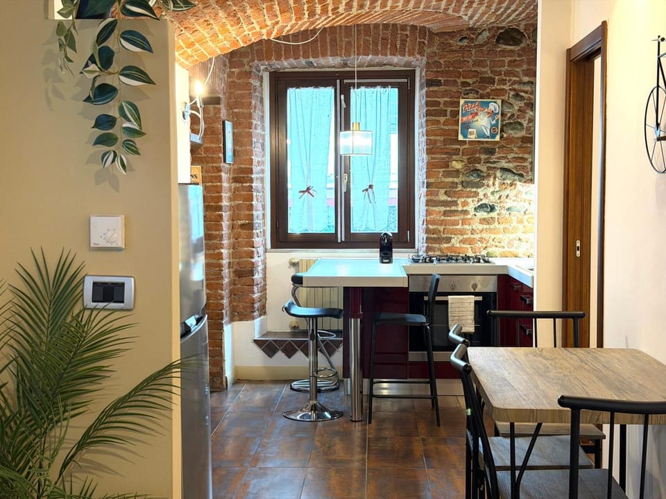 Filiberto 4 - posto auto Apartment in Turin