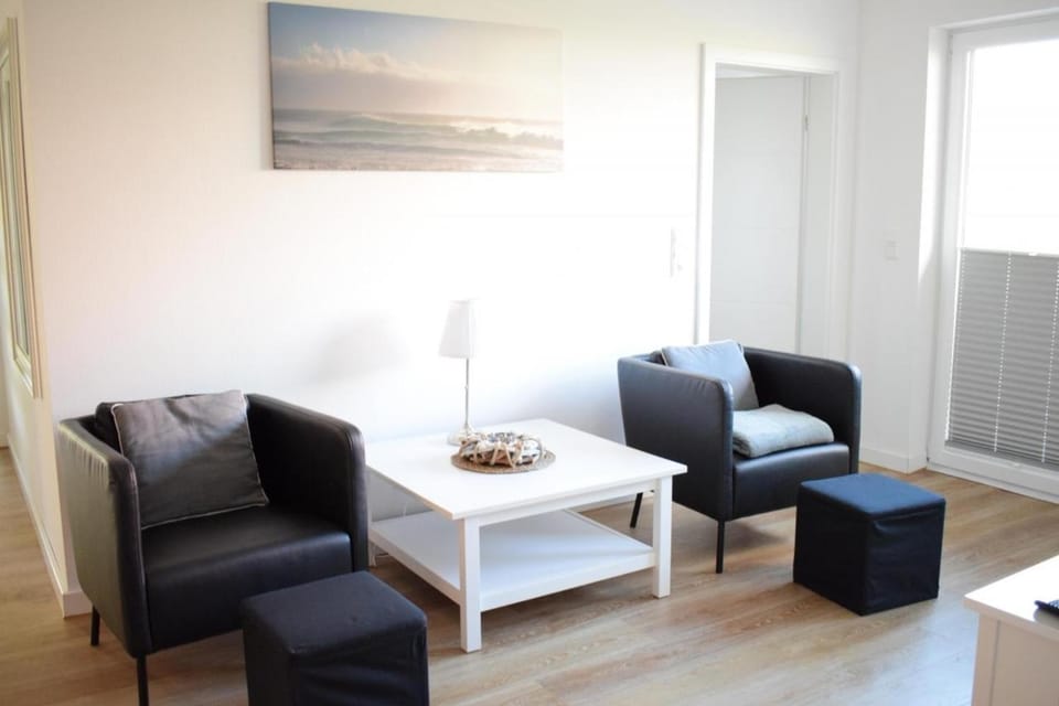 Lachmöwe, Haus an den Salzwiesen, Baltrum Apartment in Lower Saxony, Germany