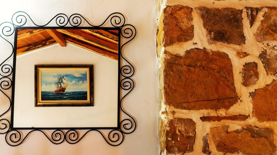 View (from property/room), Photo of the whole room, Decorative detail, Bedroom