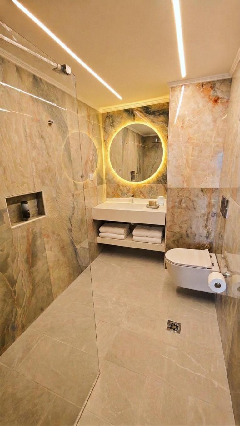 Shower, Toilet, Bathroom, Decorative detail
