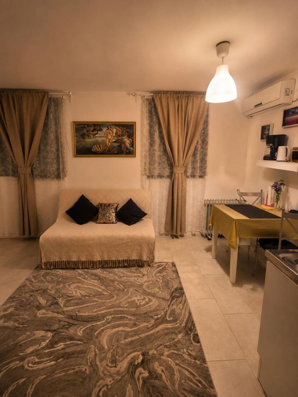 AMD Infinity Suites Apartment in Split