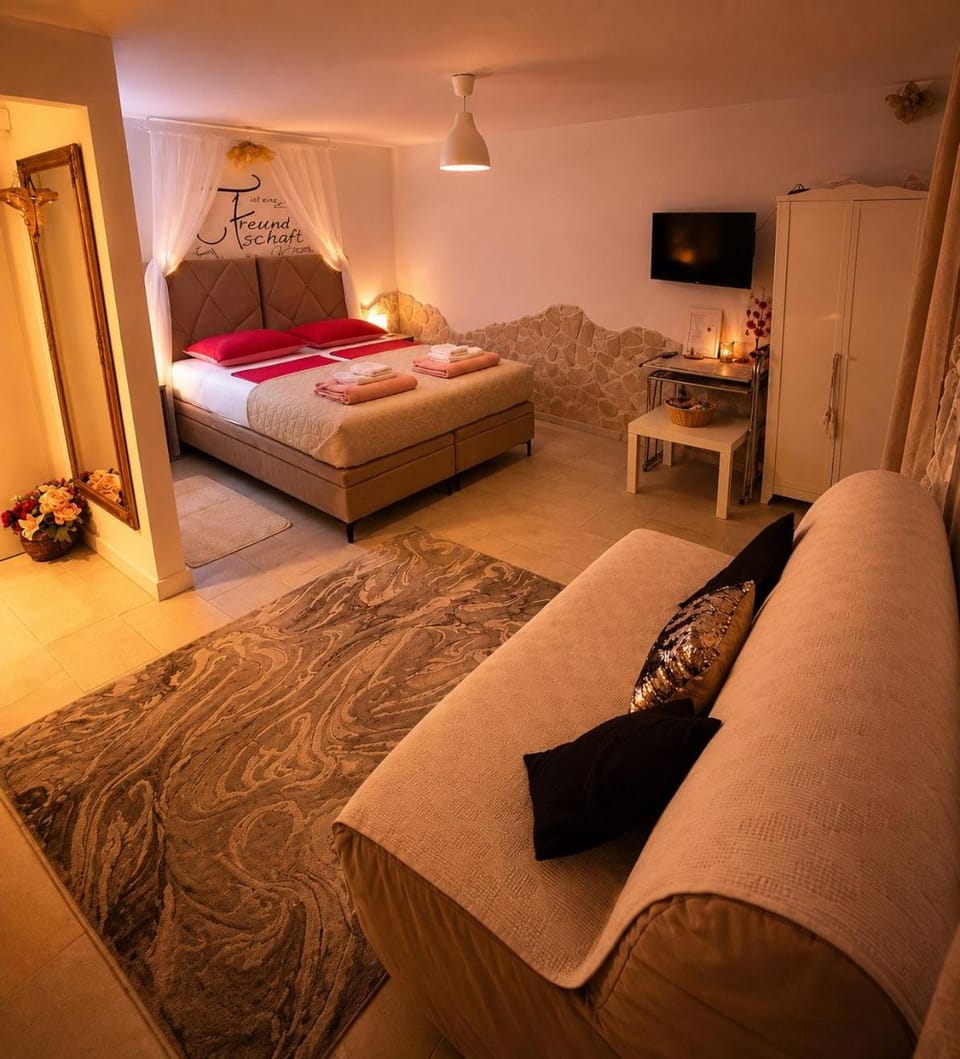 AMD Infinity Suites Apartment in Split