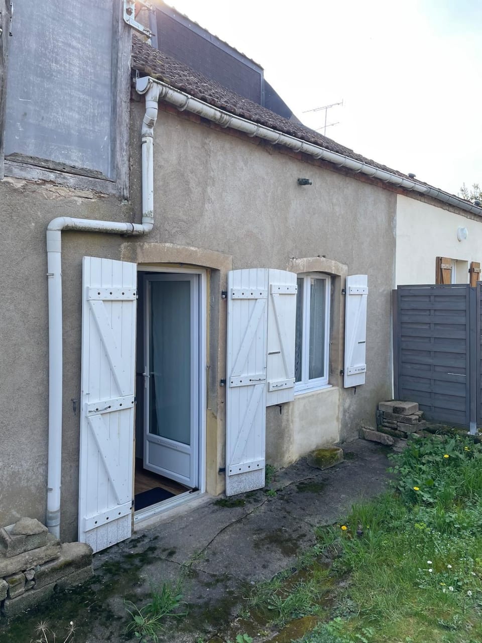 Une jolie petite maison où il fait bon se reposer House in Bourgogne-Franche-Comté