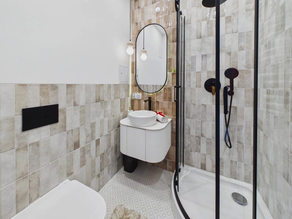Shower, Bathroom