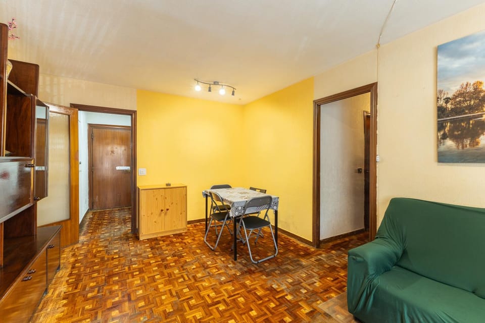 Piso Vintage En Madrid House in Community of Madrid