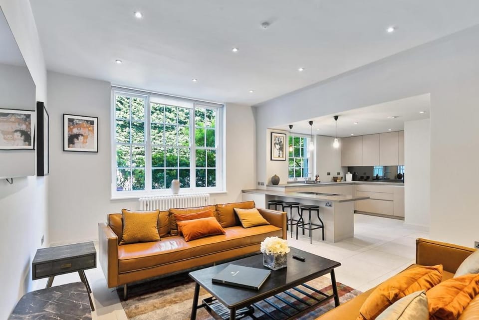 Luxury Wentworth Retreat 3 Bed by the Golf Course Apartment in Runnymede District