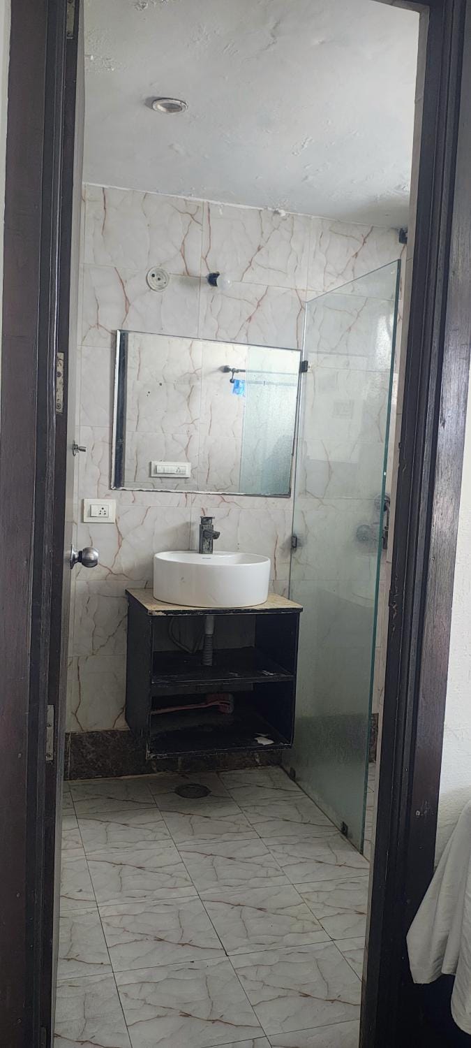 krishna kunj stay Apartment in Uttar Pradesh