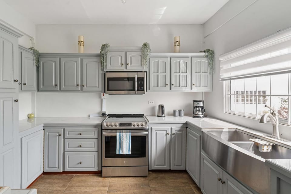 Breakfast, kitchen