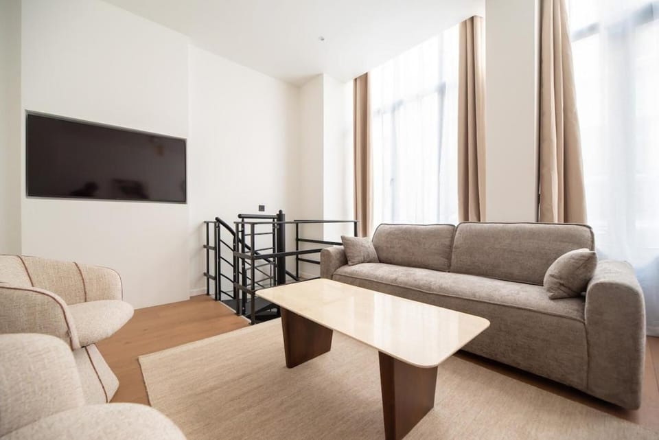 Modern Apartment in Paris with AC Apartment in Paris