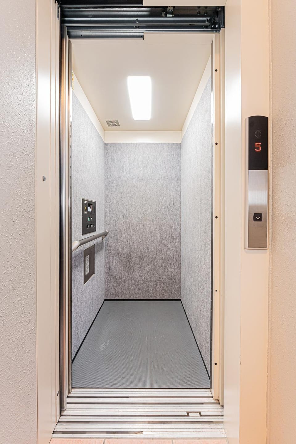 Applause Sasazuka Apartment Hotel Shibuya Apartment hotel in Shibuya