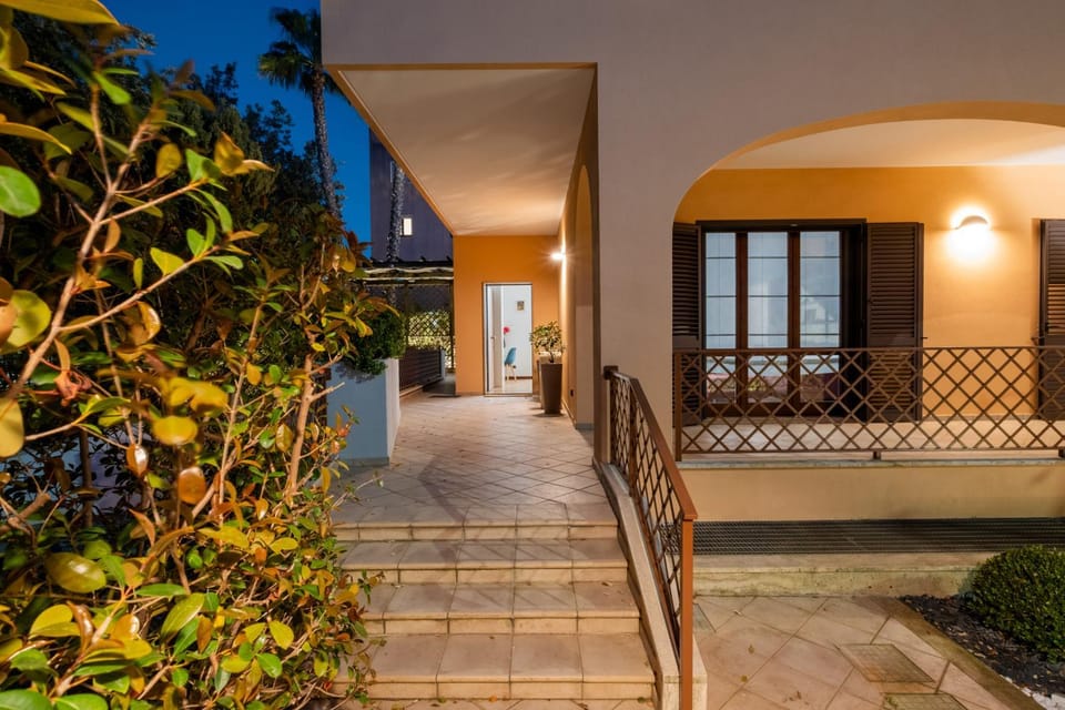 Fram Luxury Apartment - Saponaro 12E House in Lecce