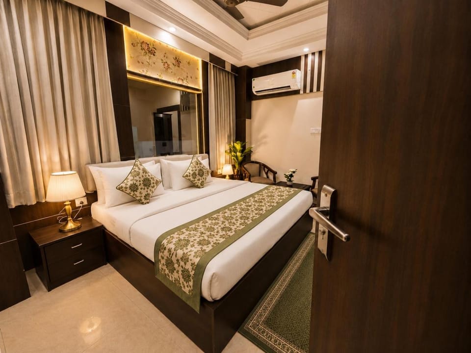 Bed, air conditioner