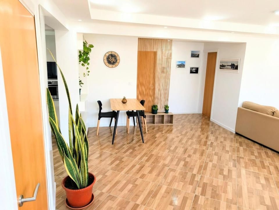 Bright 2BdR Apt in Palmarejo - Fast Wi-Fi & Hammock Apartment in Praia