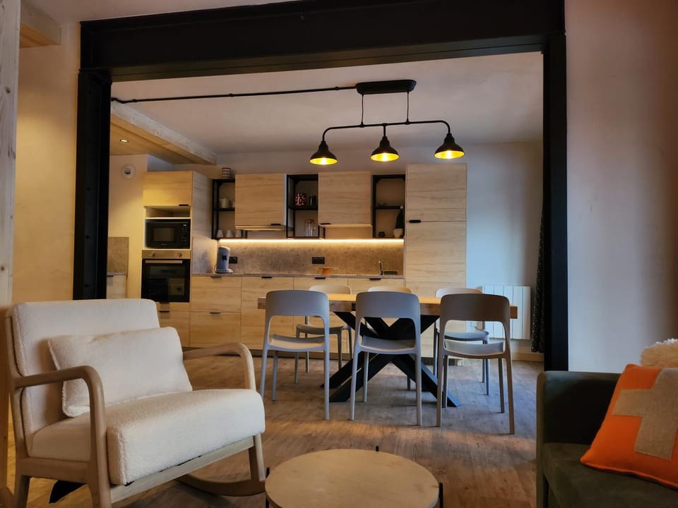 Arc 2000 -location de 2 appartements et 1 studio avec balcon et vue Apartment in Bourg-Saint-Maurice