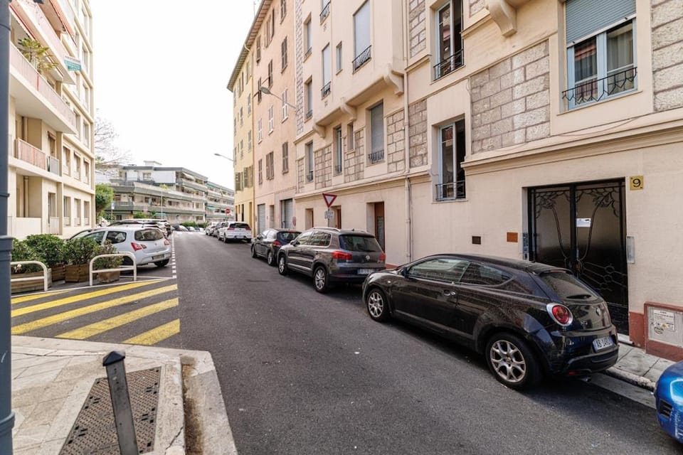 Charmant T2 avec balcon Apartment in Nice